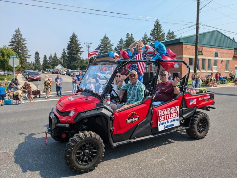 Settlers Day Parade 2024PXL_20240727_172523400