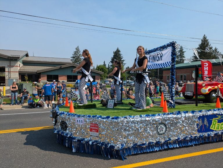 Settlers Day Parade 2024PXL_20240727_172651903