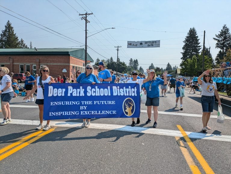 Settlers Day Parade 2024PXL_20240727_172703780