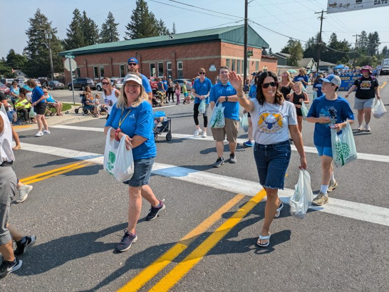 Settlers Day Parade 2024PXL_20240727_172707349