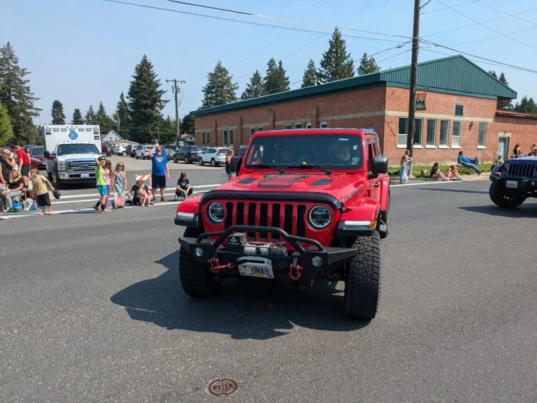 Settlers Day Parade 2024PXL_20240727_175830337