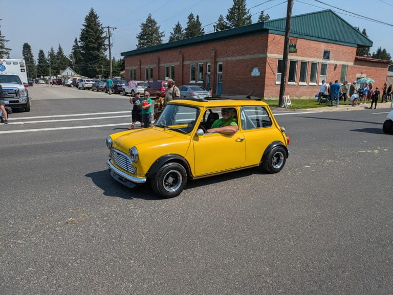 Settlers Day Parade 2024PXL_20240727_183015314