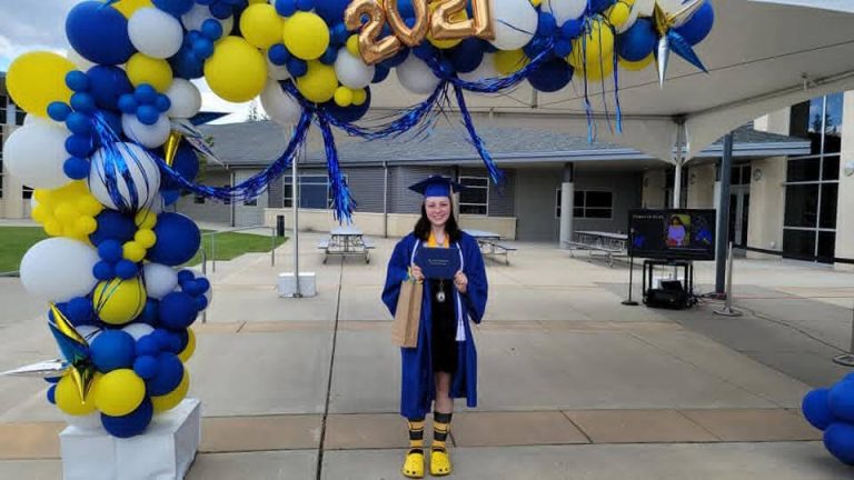 Denette Leeann March 5